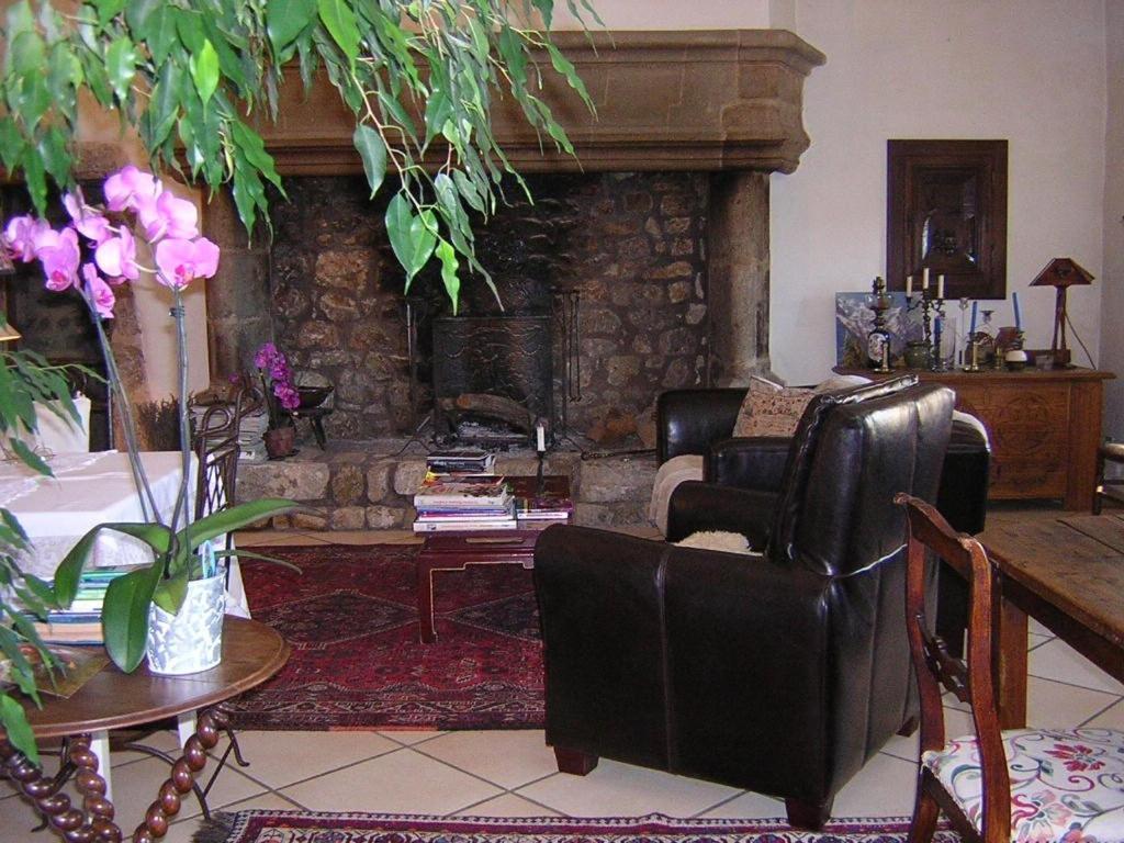 Mas Casta Nea Bed & Breakfast Thueyts ภายนอก รูปภาพ
